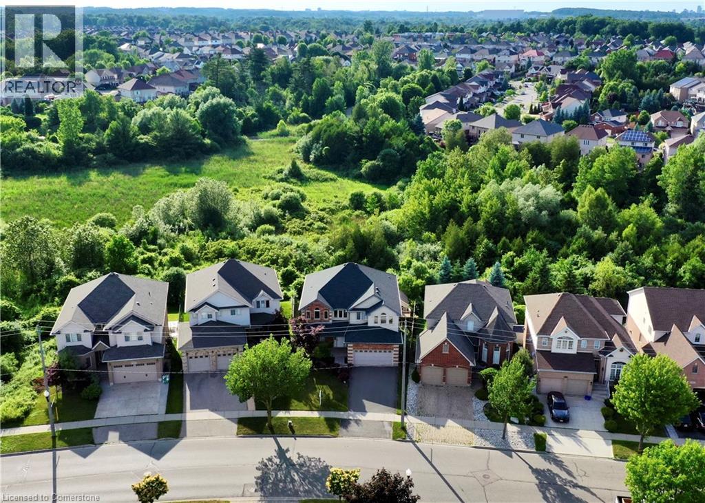 Photo 11 of 433 Doon South Drive, Kitchener ON