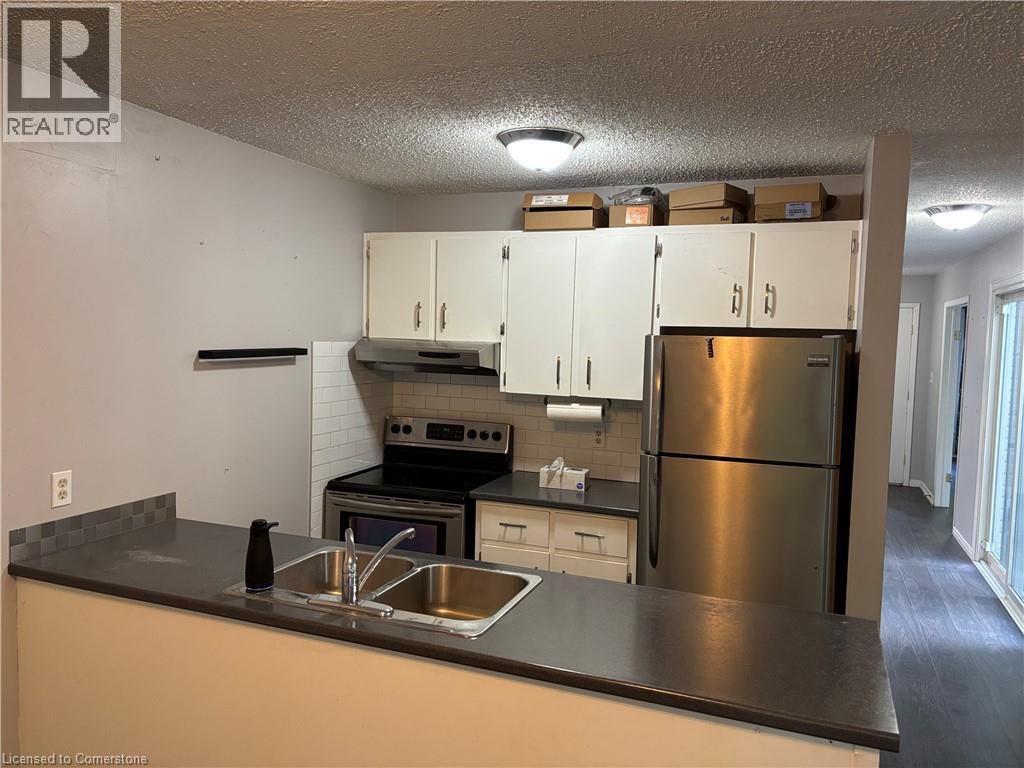 Photo 2 of 322 Scottsdale Dr, Guelph ON