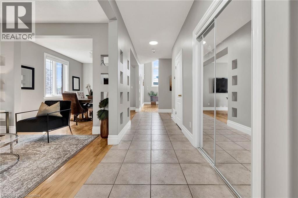 Photo 10 of 433 Doon South Drive, Kitchener ON