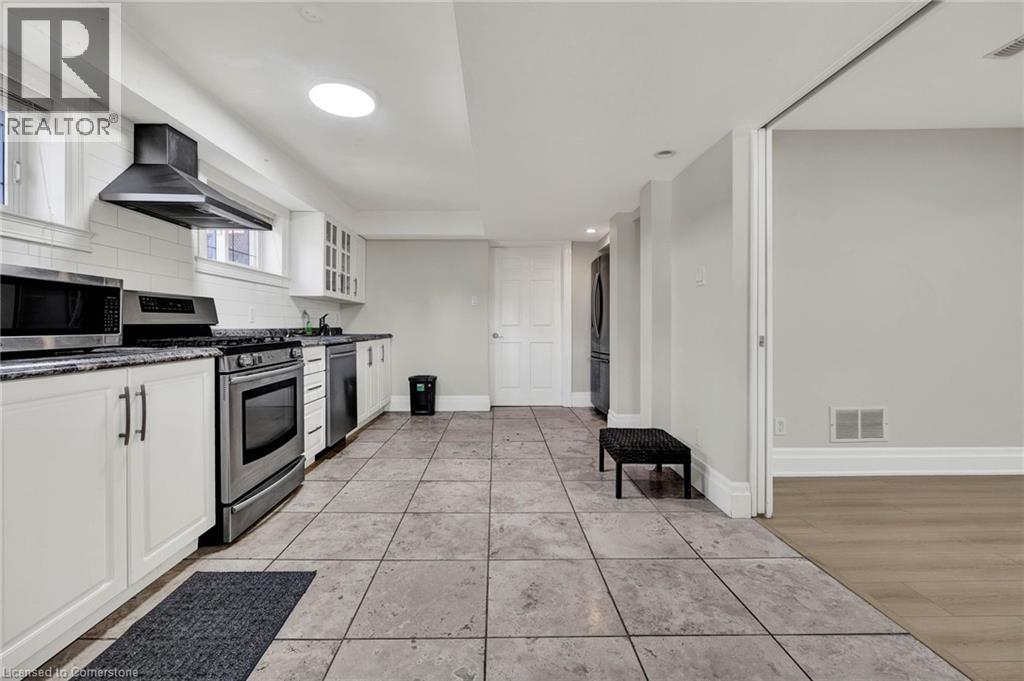 Photo 21 of 433 Doon South Drive, Kitchener ON