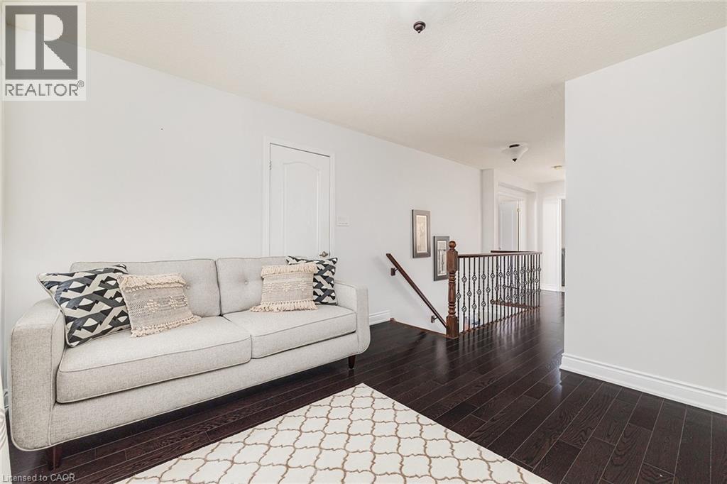 Photo 4 of 951 Cousens Terrace, Milton ON