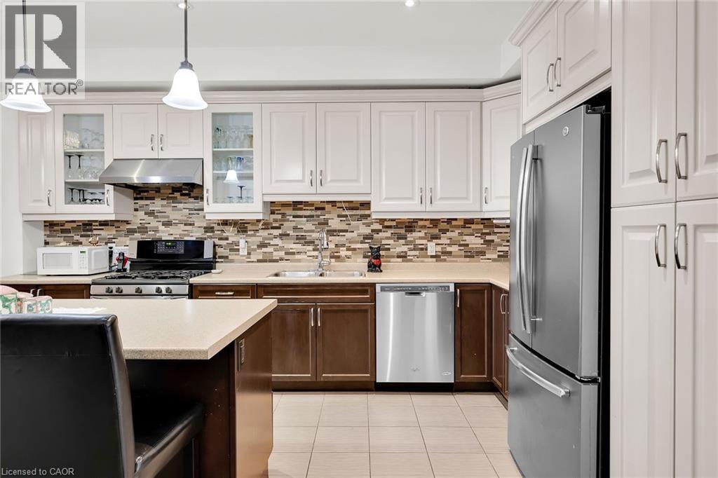 Photo 29 of 16 Brookside Terrace, Smithville ON