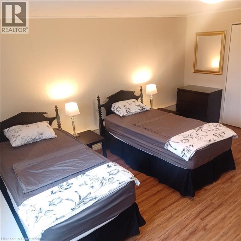 Photo 15 of 13 Brooklynne Road, Cambridge ON