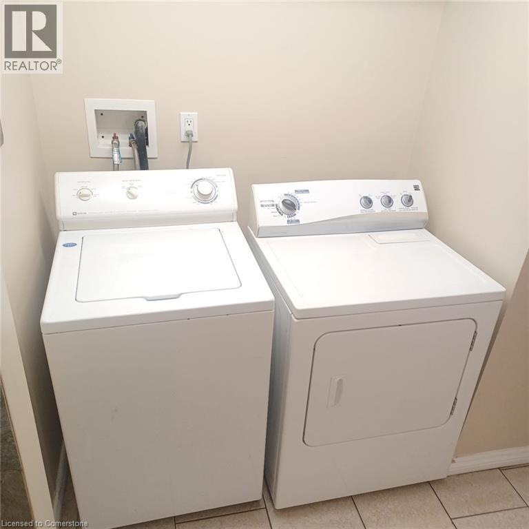 Photo 10 of 13 Brooklynne Road, Cambridge ON