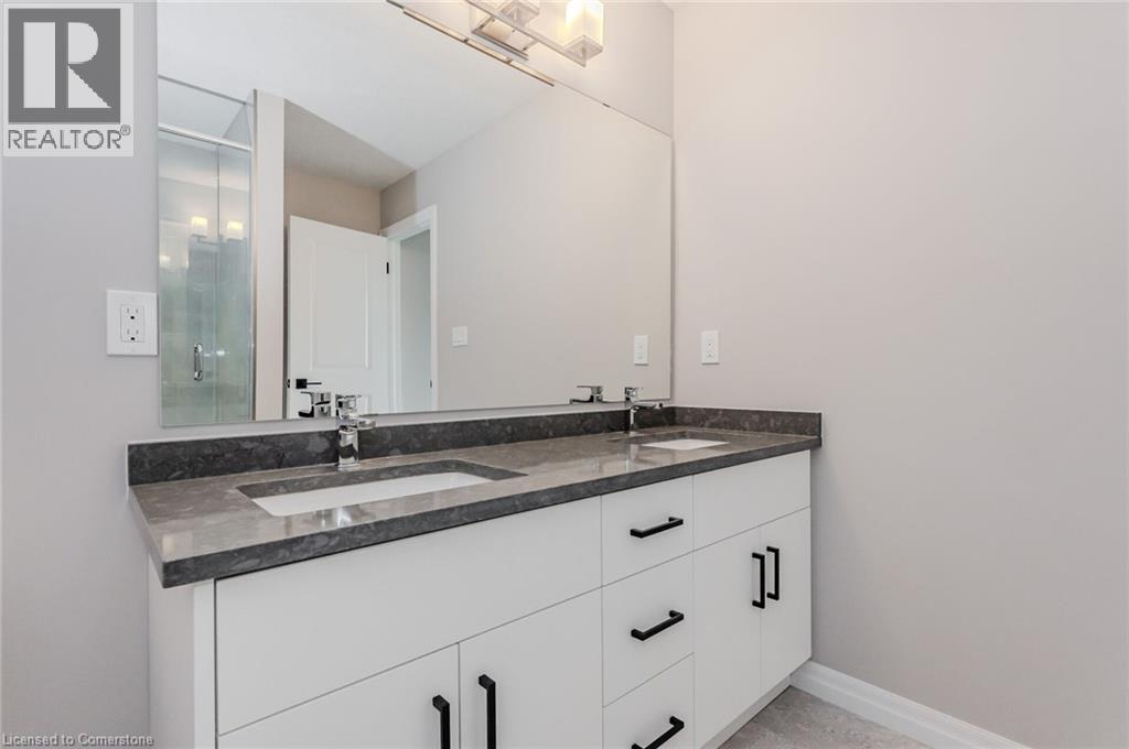 Photo 15 of 153 Dunnigan Drive, Kitchener ON