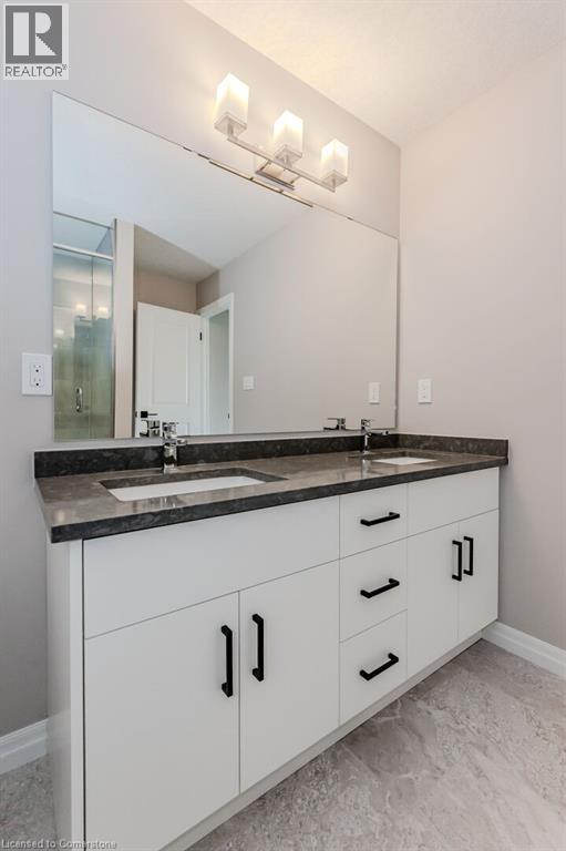 Photo 16 of 153 Dunnigan Drive, Kitchener ON