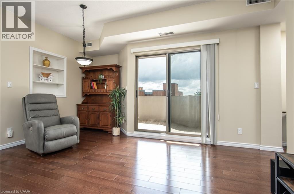 Photo 25 of 3267 King Street E Unit 604, Kitchener ON