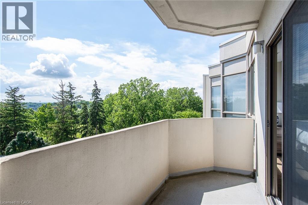 Photo 2 of 3267 King Street E Unit 604, Kitchener ON