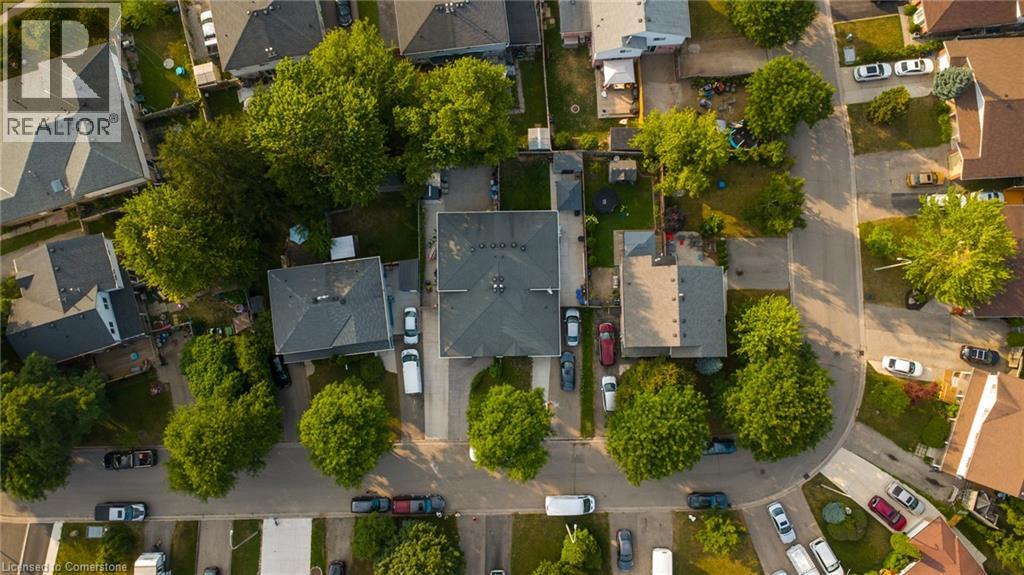 Photo 31 of 430 Bankside Crescent, Kitchener ON