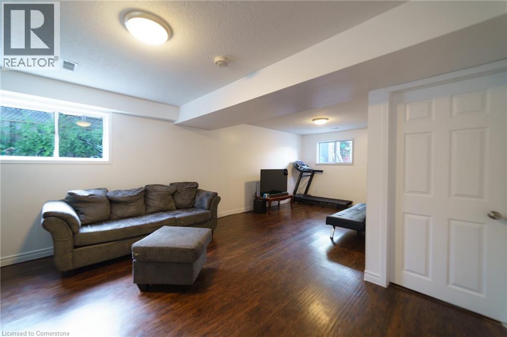 Photo 36 of 430 Bankside Crescent, Kitchener ON