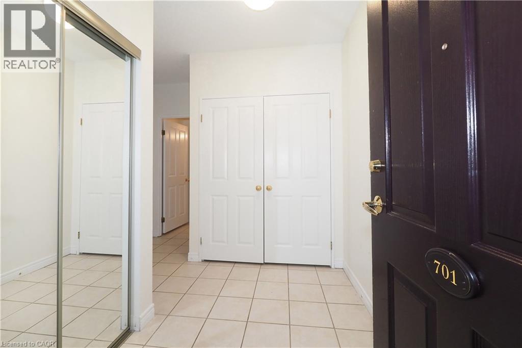 Photo 11 of 255 Keats Way Unit 701, Waterloo ON