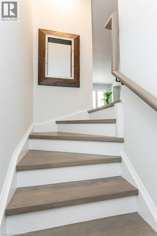 Photo 34 of 386 Linden Drive, Cambridge ON