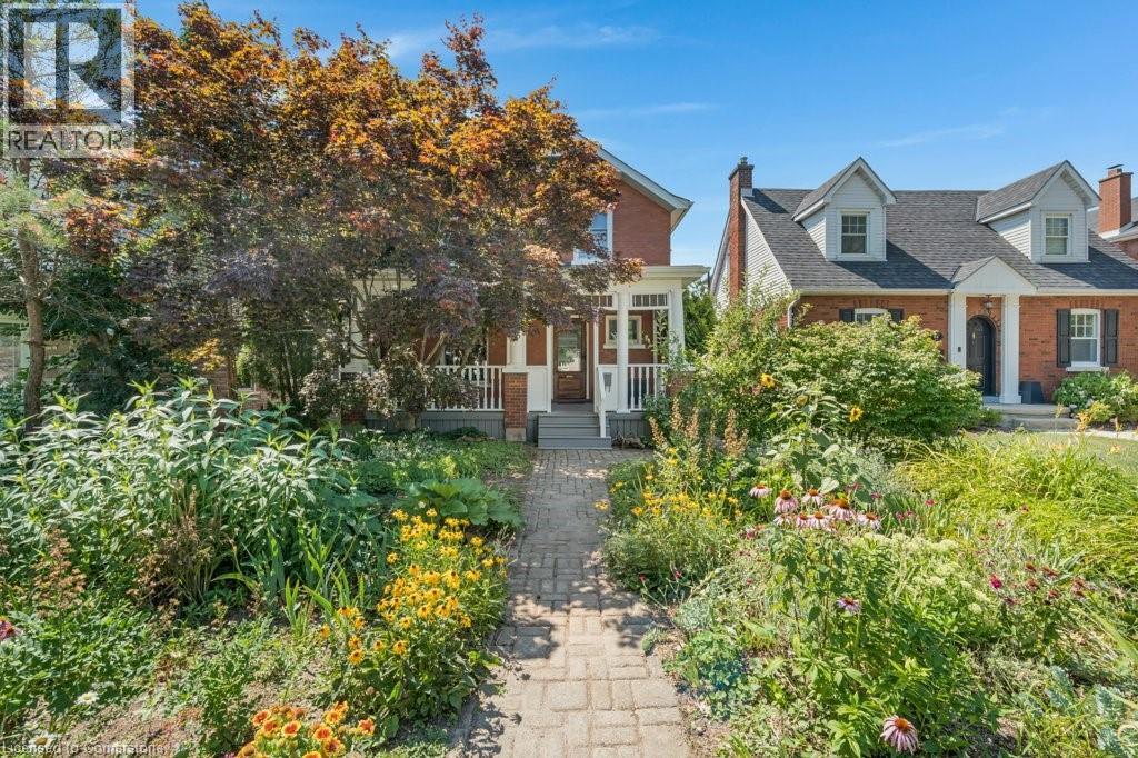 Photo 33 of 66 Brant Road S, Cambridge ON