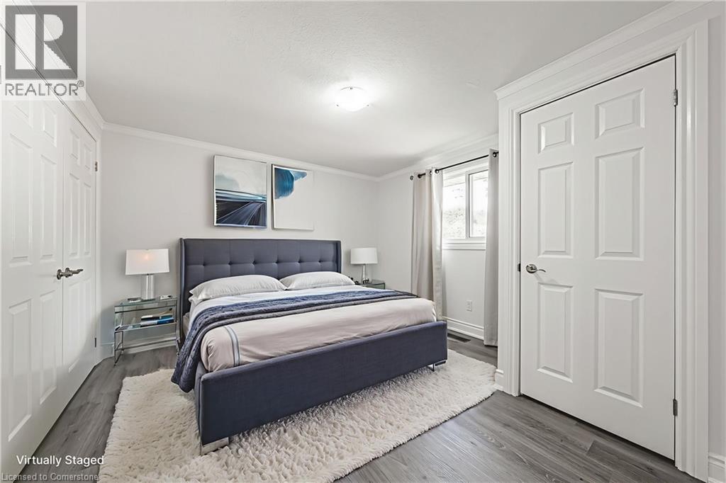 Photo 9 of 137 Pepperwood Crescent, Kitchener ON