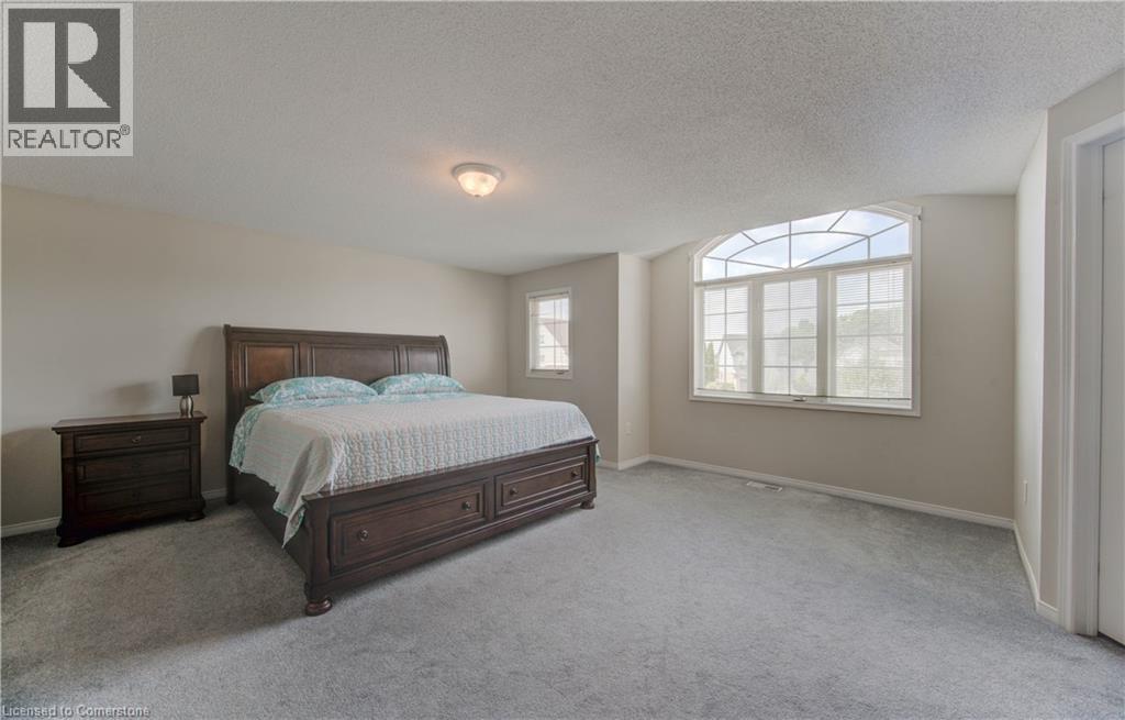 Photo 23 of 916 Veronica Court, Kitchener ON