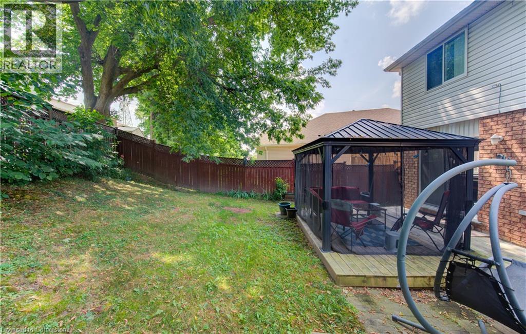 Photo 6 of 916 Veronica Court, Kitchener ON
