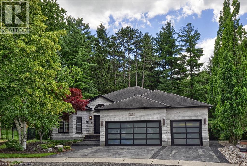 Photo 12 of 27 Woodmans Court, Kitchener ON