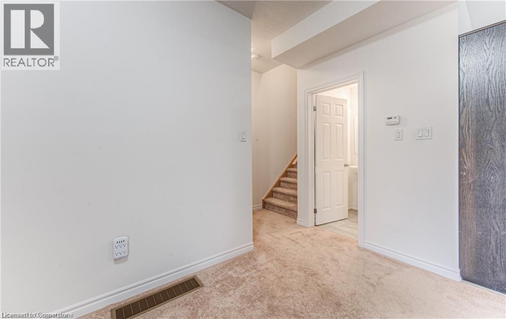 Photo 12 of 15 Dewberry Drive, Kitchener ON