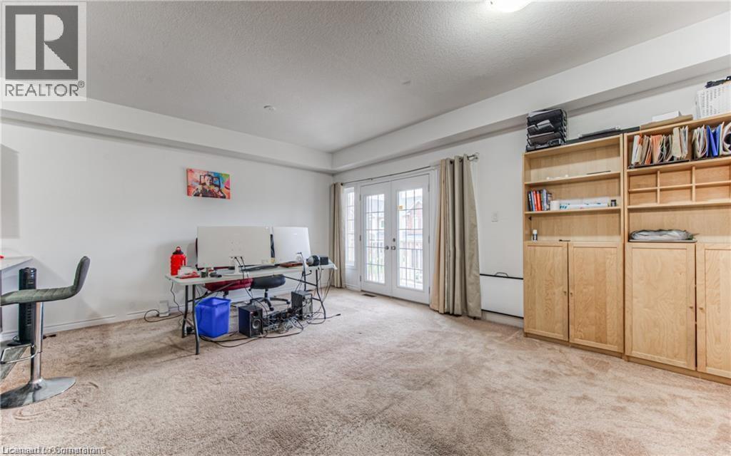 Photo 3 of 15 Dewberry Drive, Kitchener ON