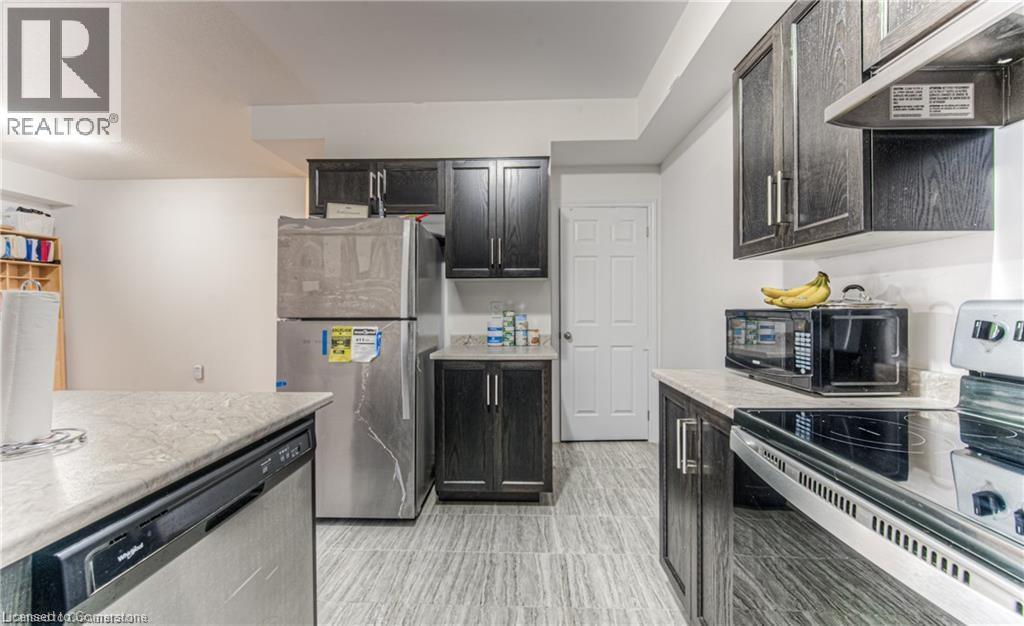 Photo 20 of 15 Dewberry Drive, Kitchener ON