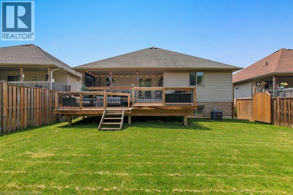 Photo 10 of 63 Redbud Crescent, Simcoe ON