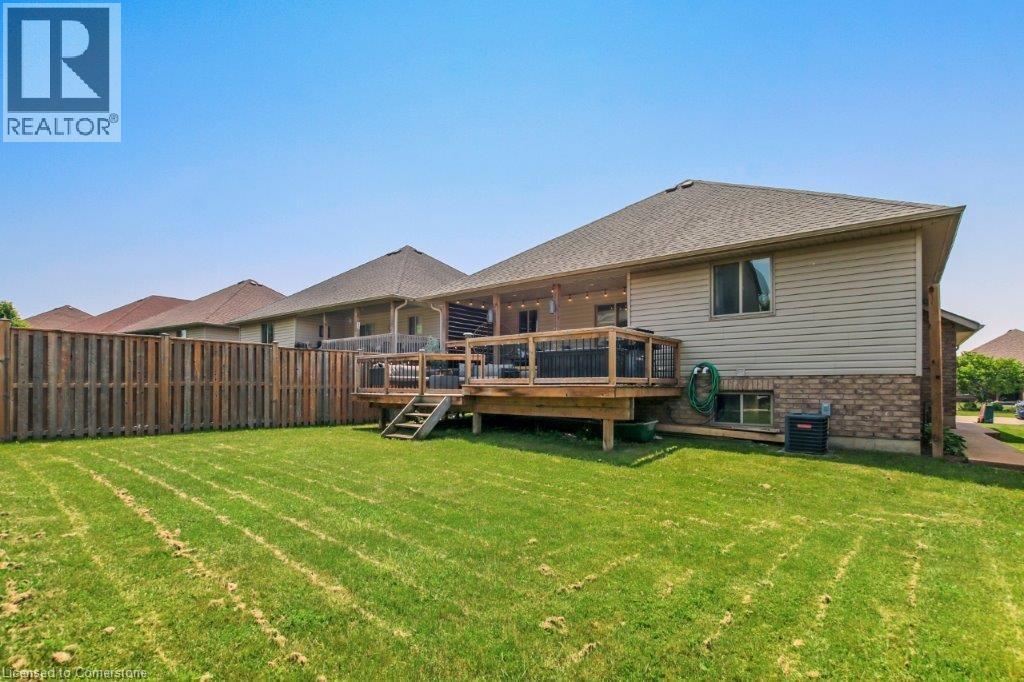 Photo 15 of 63 Redbud Crescent, Simcoe ON