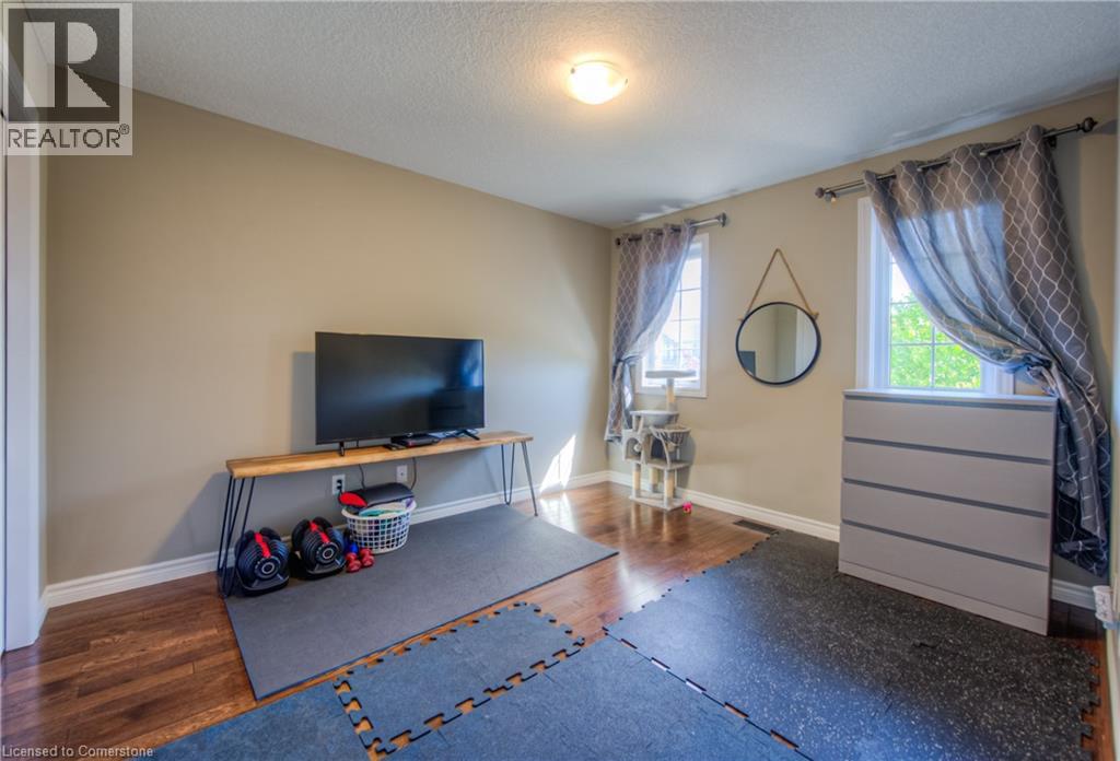 Photo 8 of 468 Fairway Road, Woodstock ON