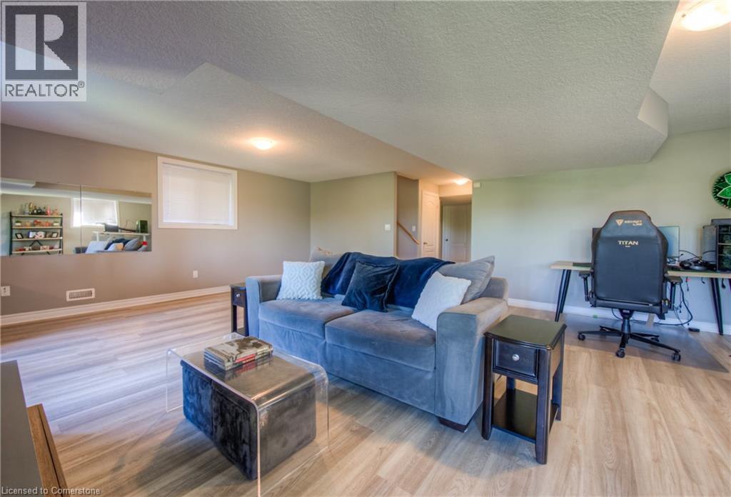 Photo 15 of 468 Fairway Road, Woodstock ON