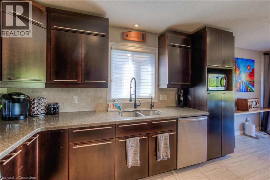 Photo 45 of 468 Fairway Road, Woodstock ON