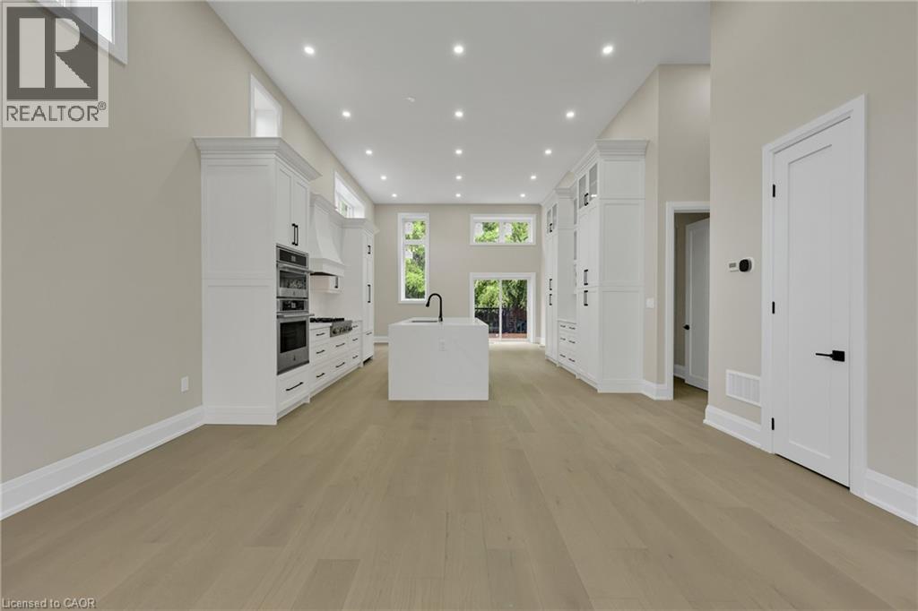 Photo 18 of 2091 Bridge Road, Oakville ON