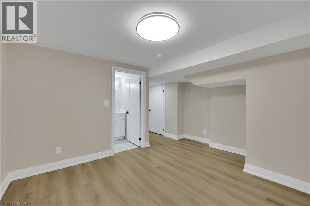 Photo 13 of 2091 Bridge Road, Oakville ON