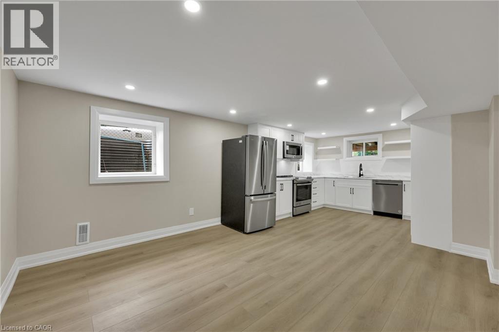 Photo 37 of 2091 Bridge Road, Oakville ON