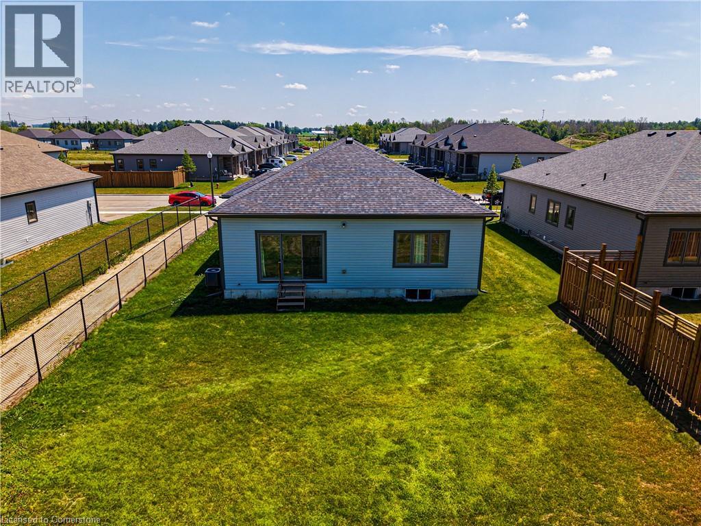 Photo 41 of 142 Ellen Street, Atwood ON