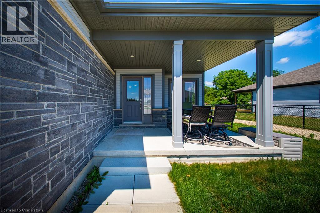 Photo 38 of 142 Ellen Street, Atwood ON