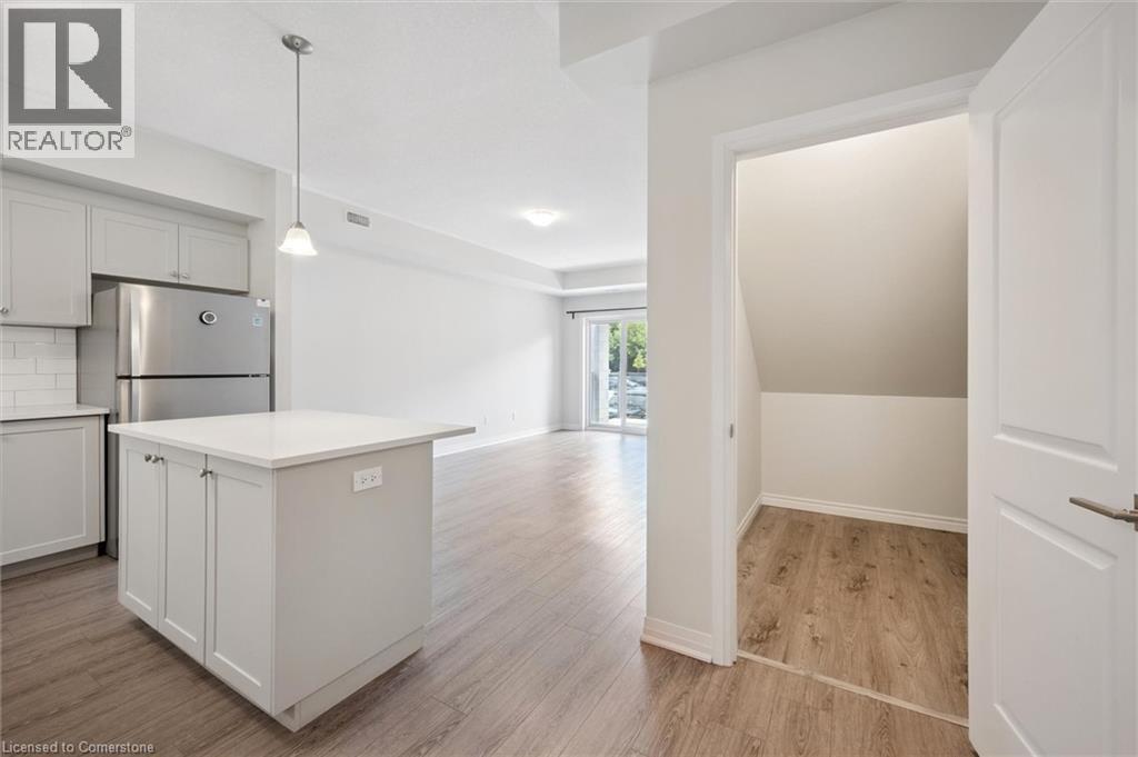 Photo 4 of 25 Isherwood Avenue Unit C 34, Cambridge ON