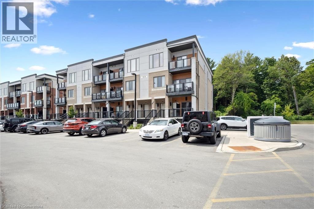 Photo 13 of 25 Isherwood Avenue Unit C 34, Cambridge ON