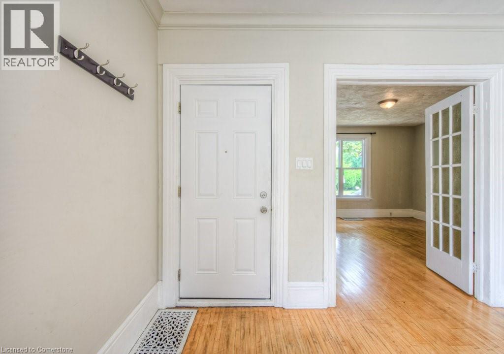 Photo 13 of 12 Duke Street, Brantford ON