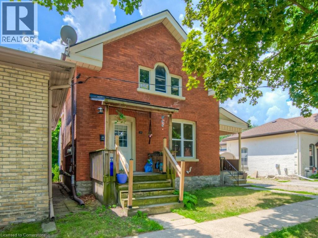 Photo 40 of 12 Duke Street, Brantford ON