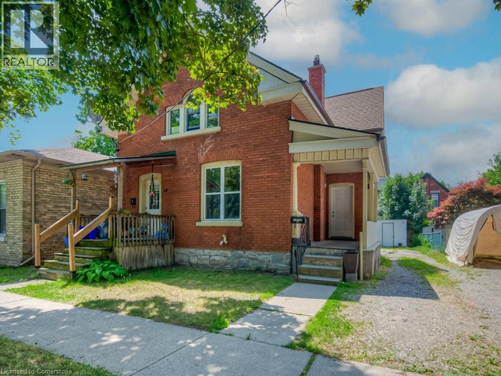 Photo 39 of 12 Duke Street, Brantford ON