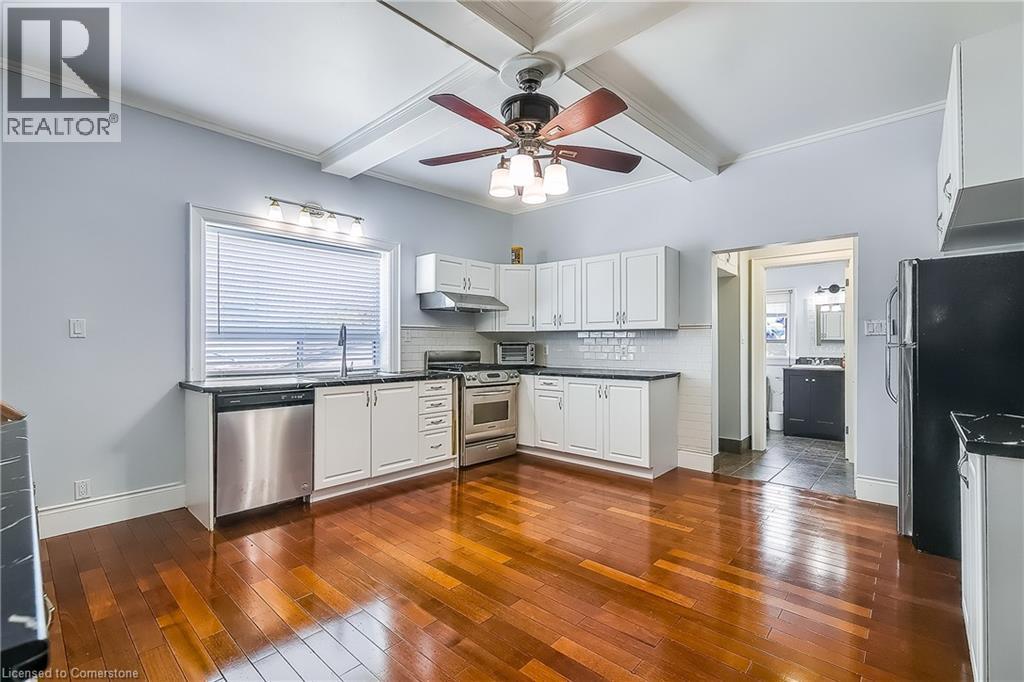 Photo 1 of 704 Roxborough Avenue, Hamilton ON