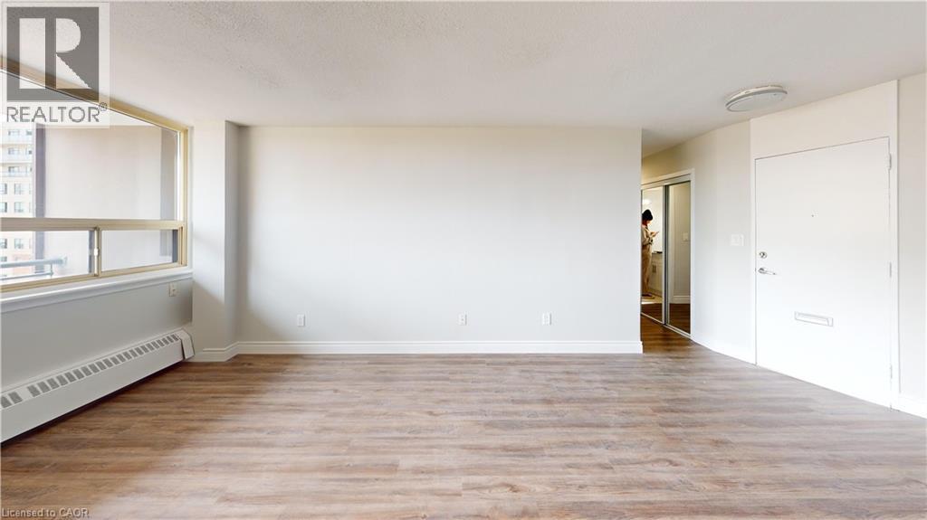 Photo 10 of 221 Queen Street S Unit 1204, Kitchener ON
