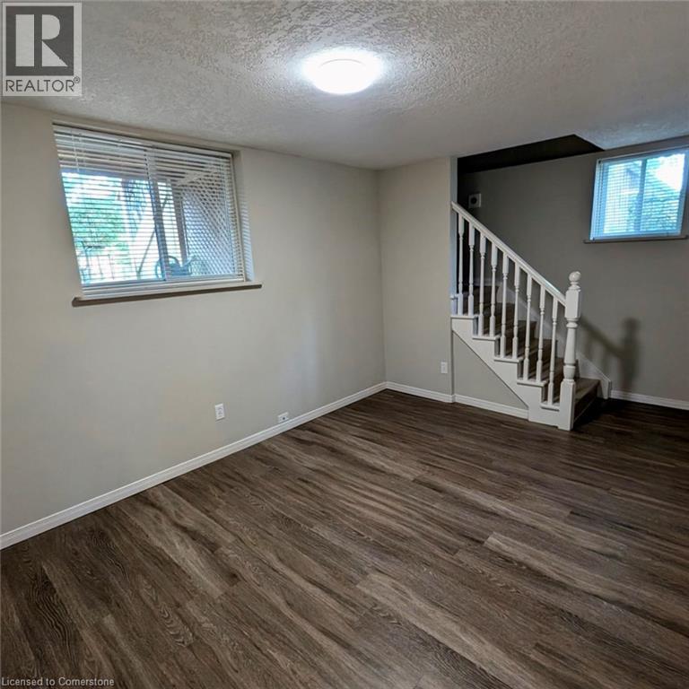 Photo 10 of 9 Macville Avenue Unit A B, Kitchener ON