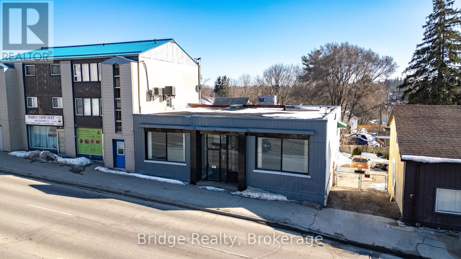 Photo 48 of 290 Dundas Street, Woodstock ON
