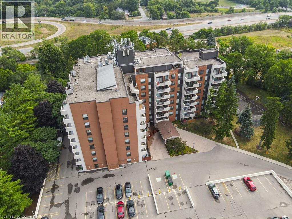 Photo 2 of 260 Sheldon Avenue N Unit 807, Kitchener ON