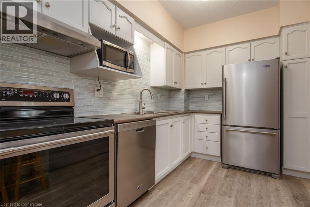 Photo 9 of 260 Sheldon Avenue N Unit 807, Kitchener ON