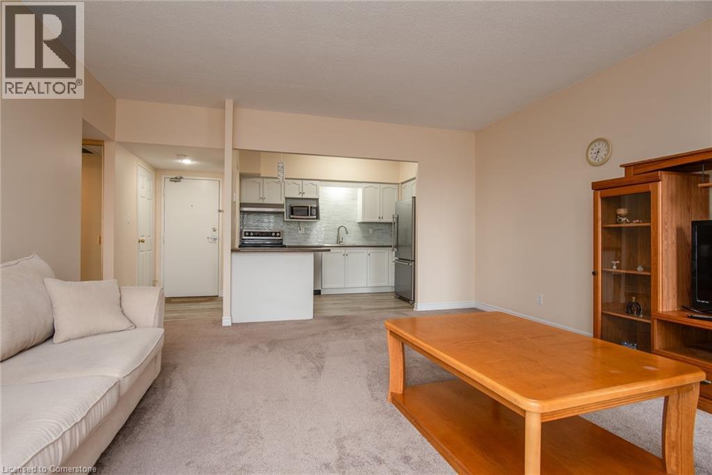 Photo 14 of 260 Sheldon Avenue N Unit 807, Kitchener ON