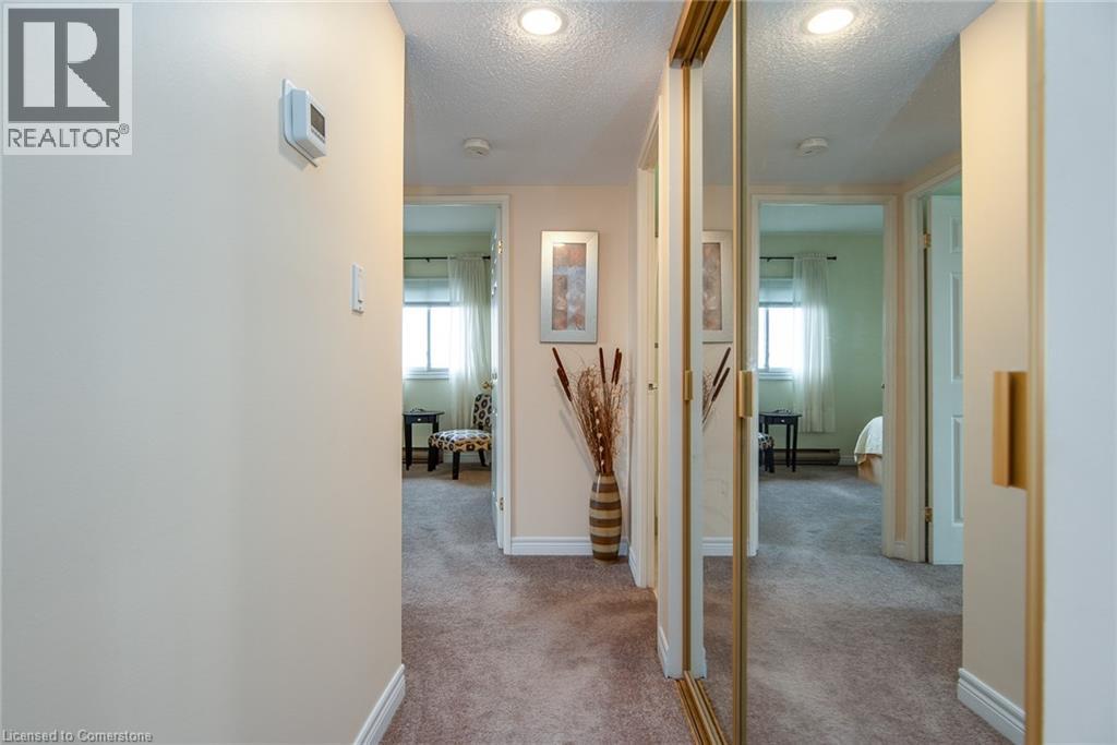Photo 10 of 260 Sheldon Avenue N Unit 807, Kitchener ON