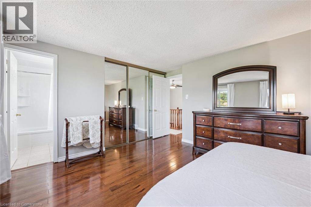 Photo 21 of 177 Royal Orchard Drive, Kitchener ON