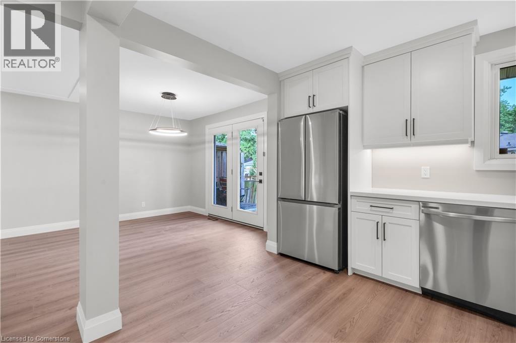 Photo 7 of 206 Shelley Drive Unit Upper, Kitchener ON
