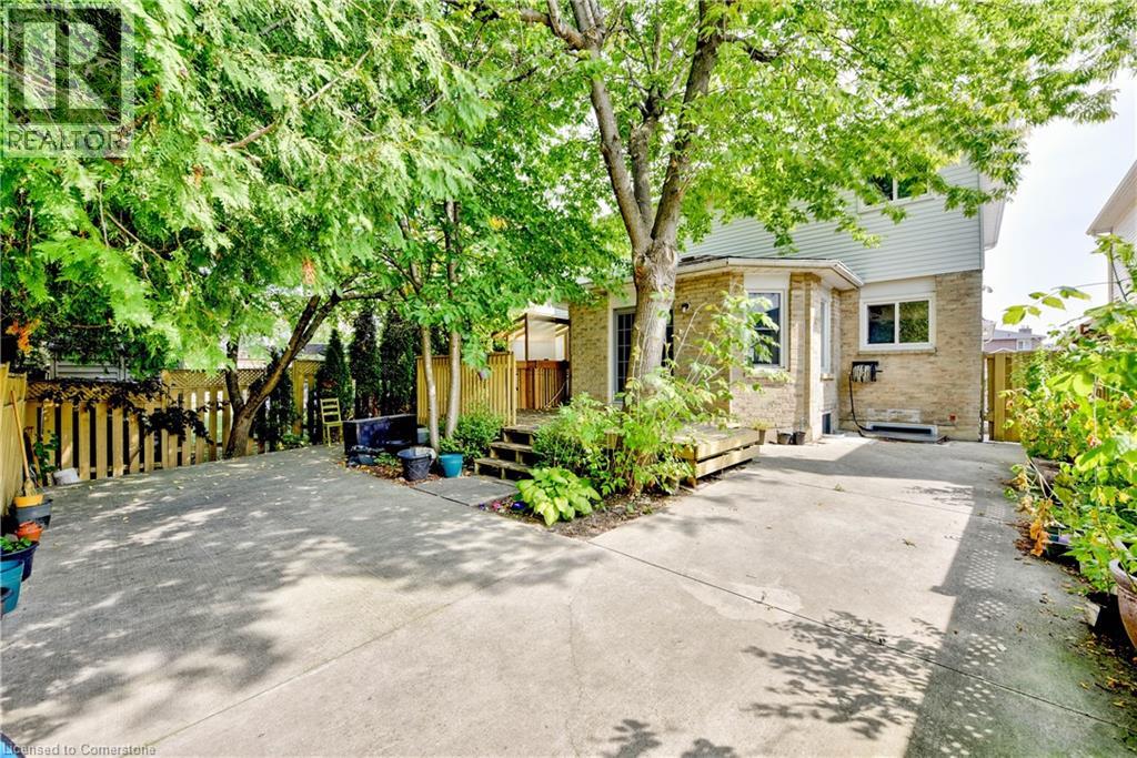 Photo 49 of 5570 Shorecrest Crescent, Mississauga ON